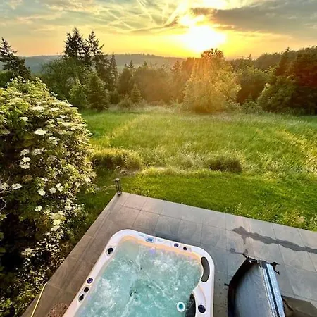 Moselurlaub Am Stabenhof, Whirlpool, Natur Und Grill * ブローデンバッハ